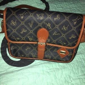 Rondo vintage genuine leather purse